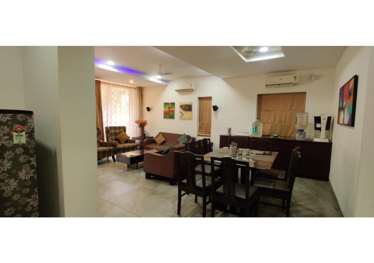 Aarju Luxurious Wave Apartamento Calangute Exterior foto